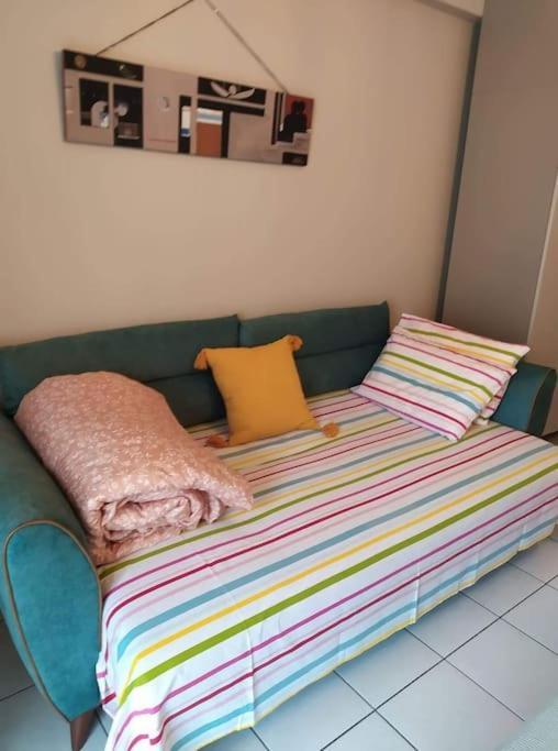 Cozy Studio, 1min From Kamara Apartament *