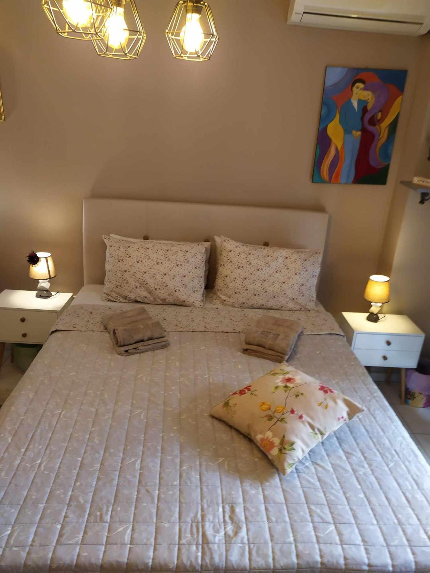 Cozy Studio, 1min From Kamara Apartament *